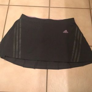 Lavender and dark grey Adidas tennis skirt